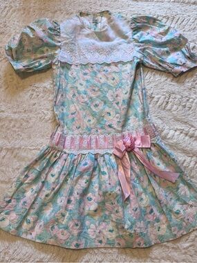 Vintage Peaches n Cream Floral Cottagecore Dress Girls 8 USA Puff Sleeve lace